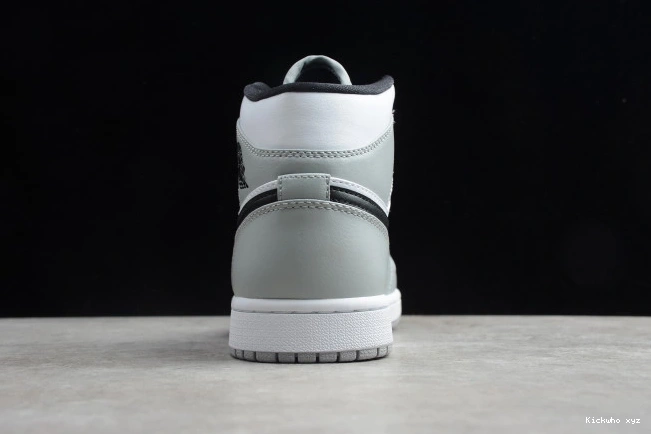 554724-092 Jordan AIR 1 Grey Smoke Mid Light 0816